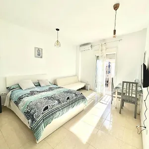 Luna Ensuites Centro Apartament